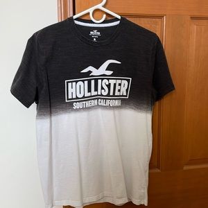 Hollister T-shirt large